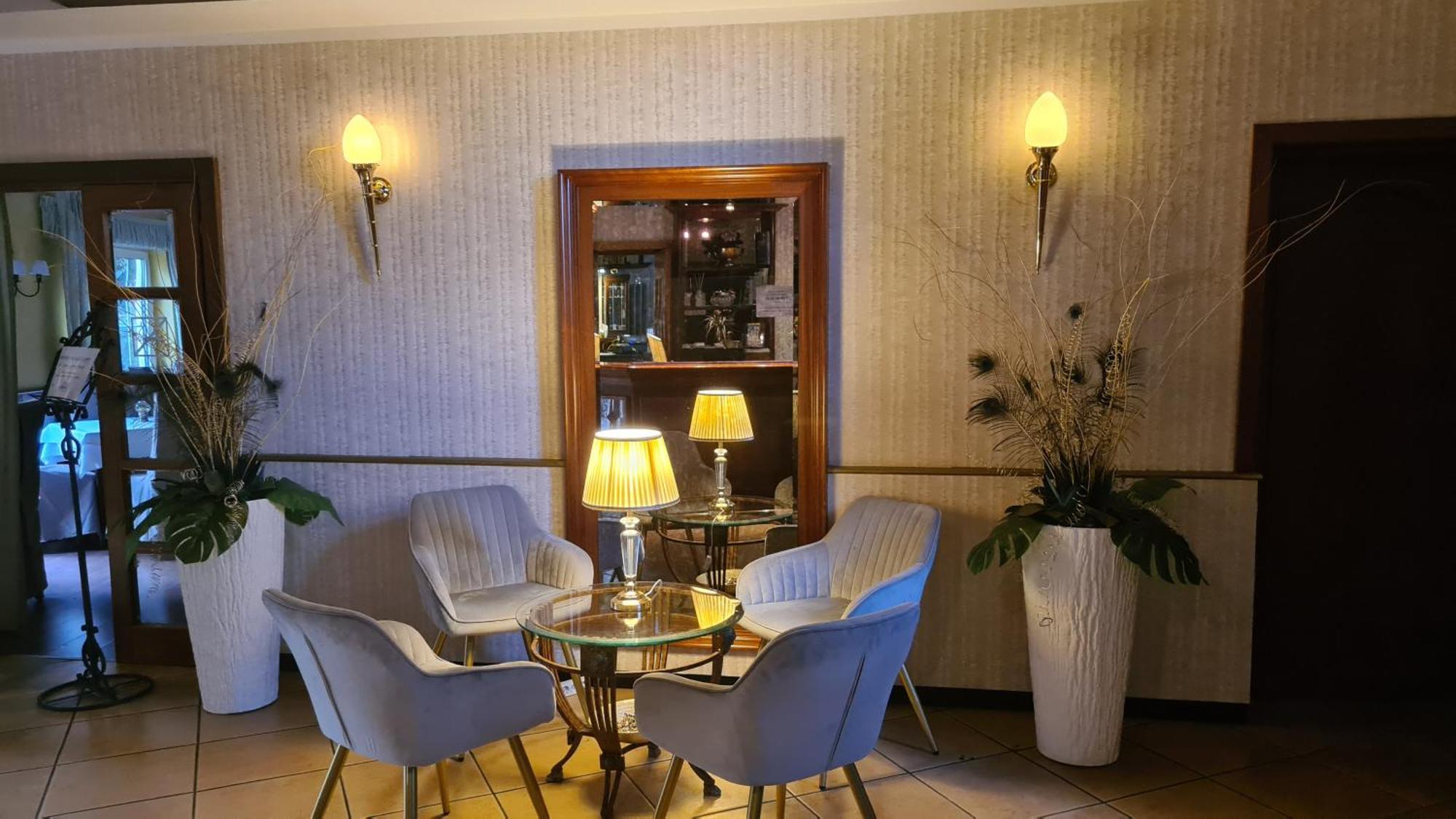 Hotel Am Wald B&B Михендорф Экстерьер фото